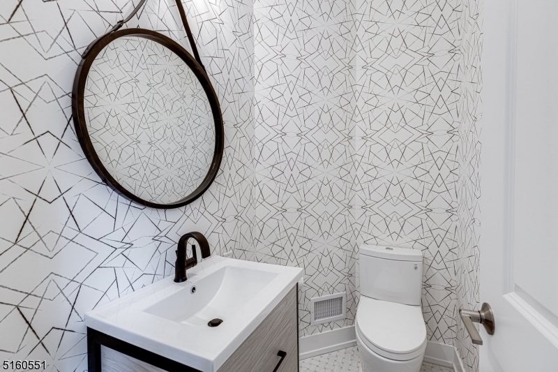 Tamaques near Shackamaxon - Residential