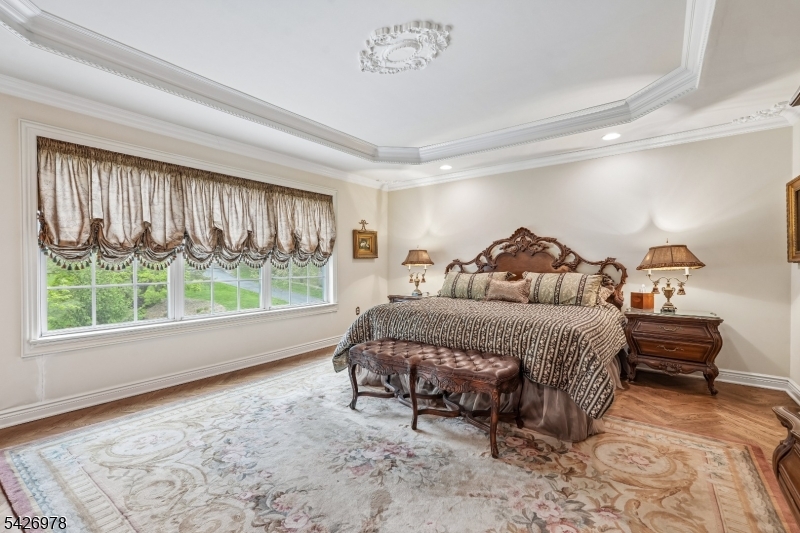 Rose Arbor - Residential