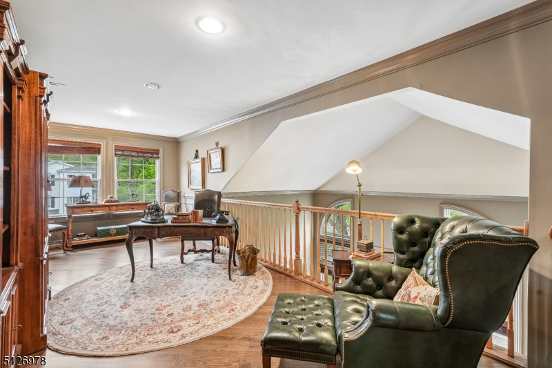 Rose Arbor - Residential