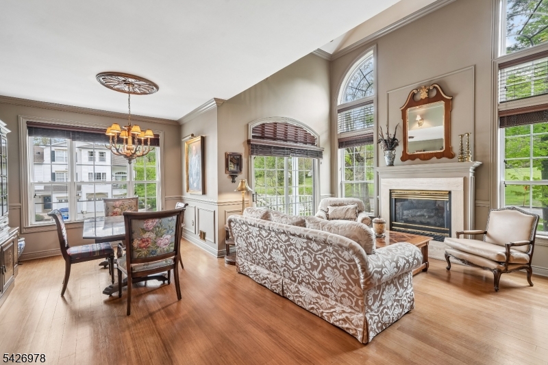Rose Arbor - Residential