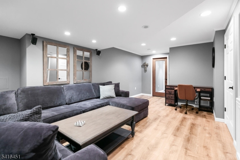 Revere Hill - Residential