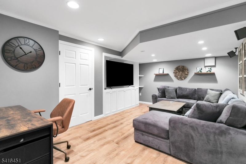 Revere Hill - Residential