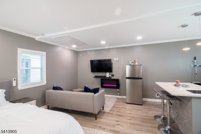 Upper Irvington - Residential Income