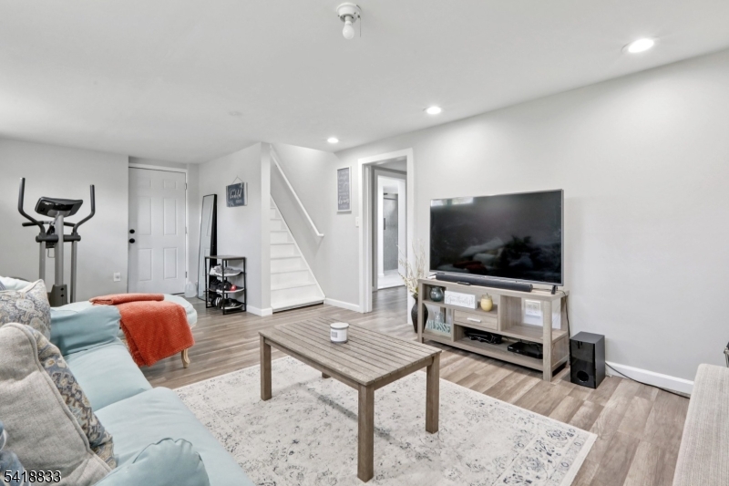 Lake Forest - Residential