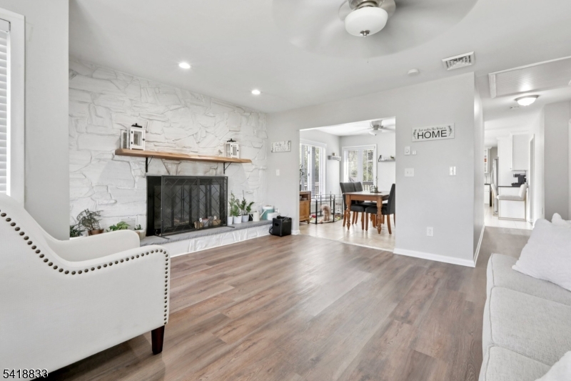 Lake Forest - Residential