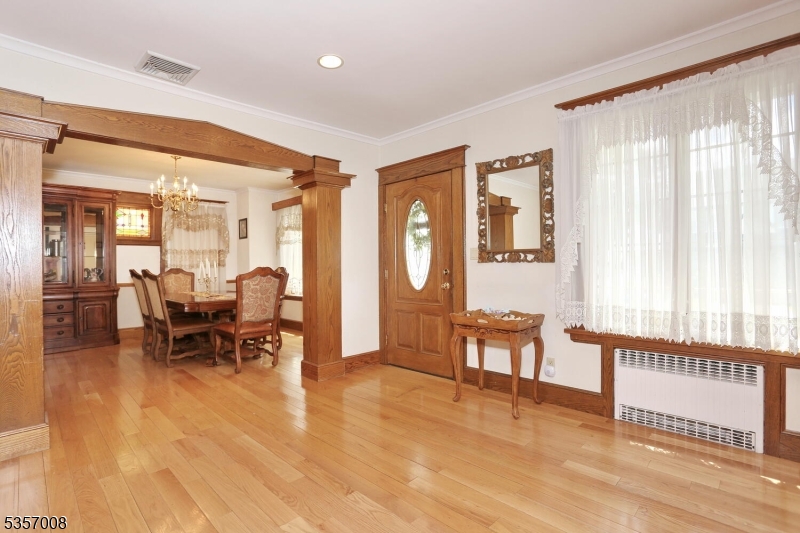 98 Mckinley Ave
