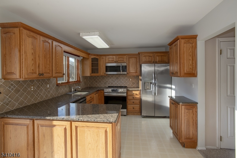 HIGHPOINT - Residential