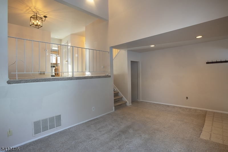 HIGHPOINT - Residential