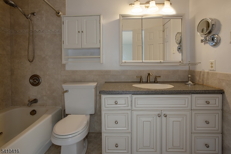 HIGHPOINT - Residential