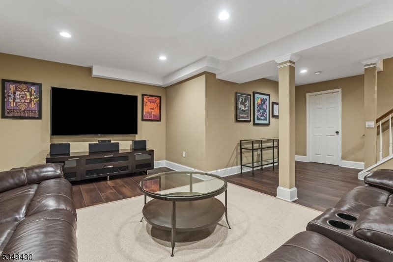 Pitney Farms - Residential