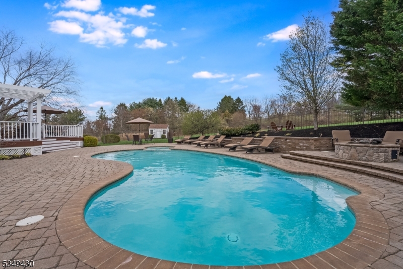 Pitney Farms - Residential