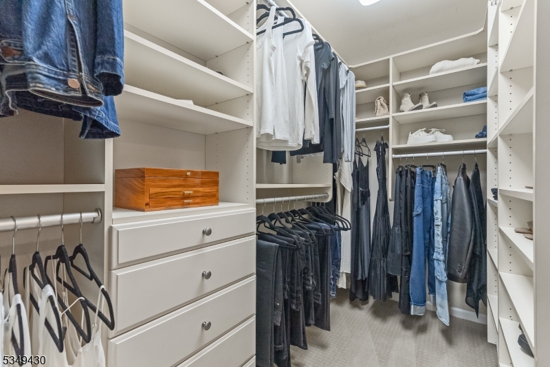 Pitney Farms - Residential