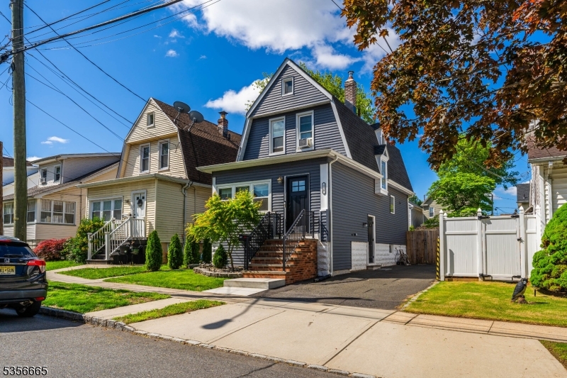 128 Sherman Ave