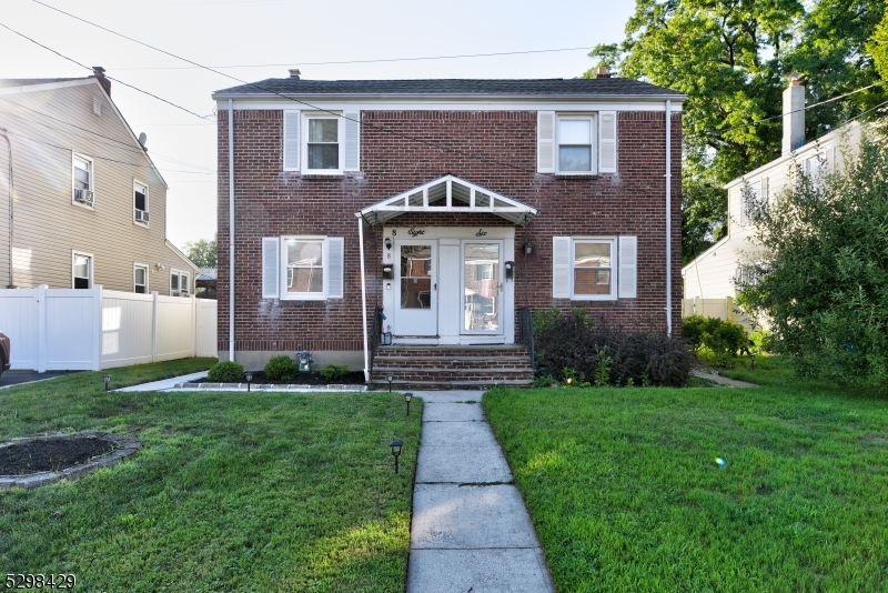 8 PARK TERRACE