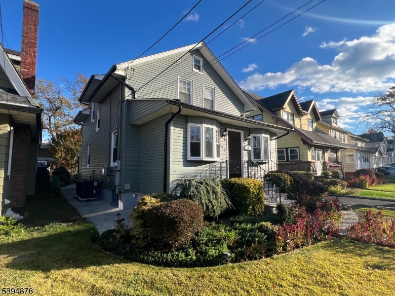 Elmora Hill - Residential