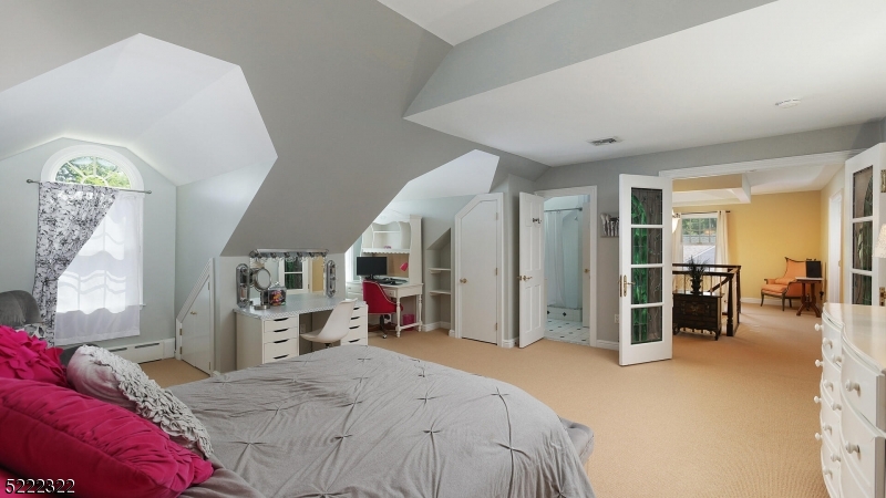 WYCHWOOD - Residential