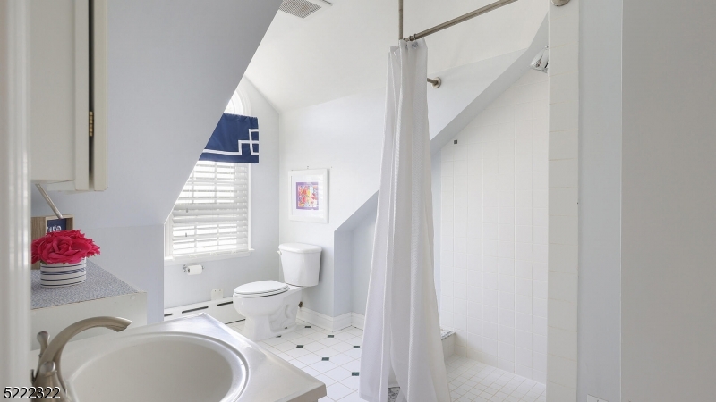 WYCHWOOD - Residential