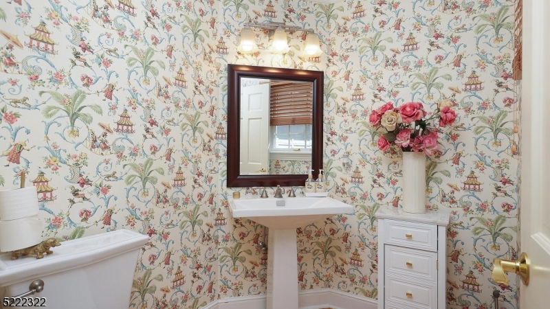 WYCHWOOD - Residential