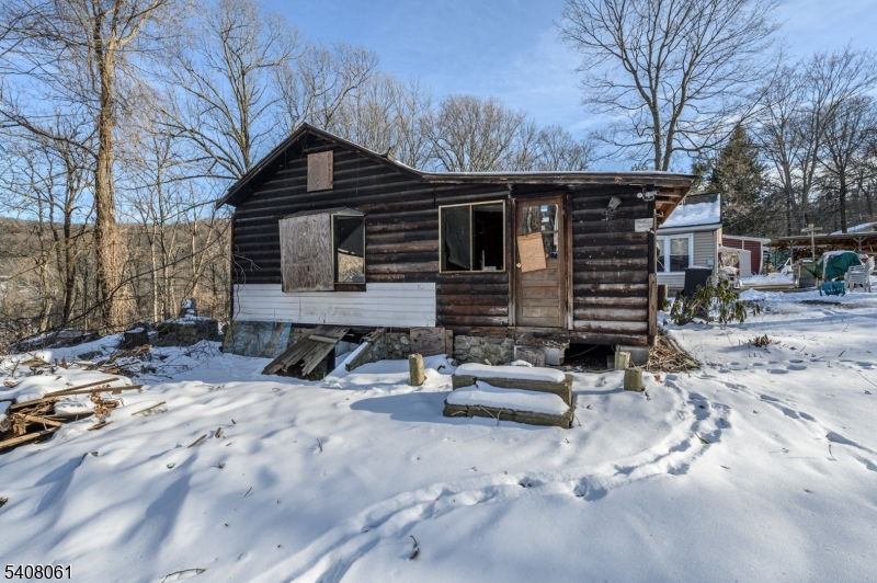 Lake Wallkill - Land