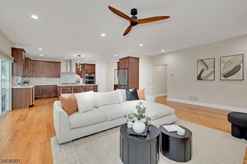 Colonia - Residential