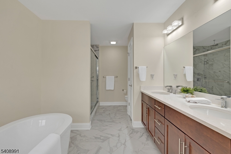 Colonia - Residential