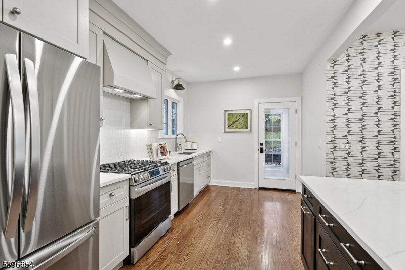 Academy Heights - Residential