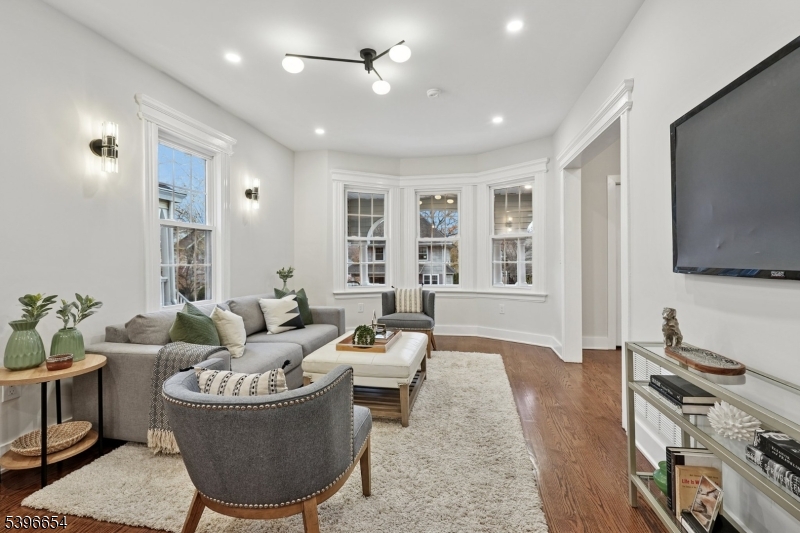 Academy Heights - Residential