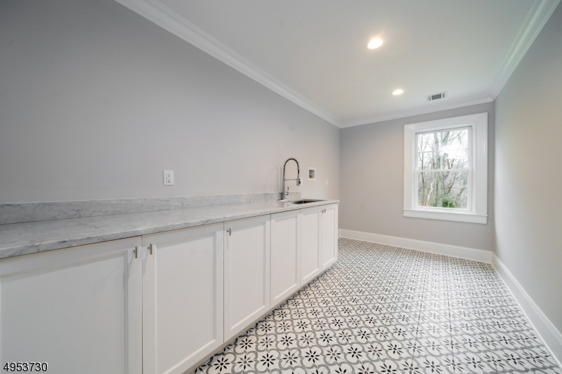 Rolling Hill - Residential