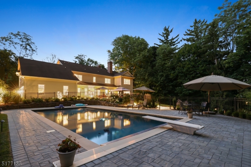 Convent - Residential