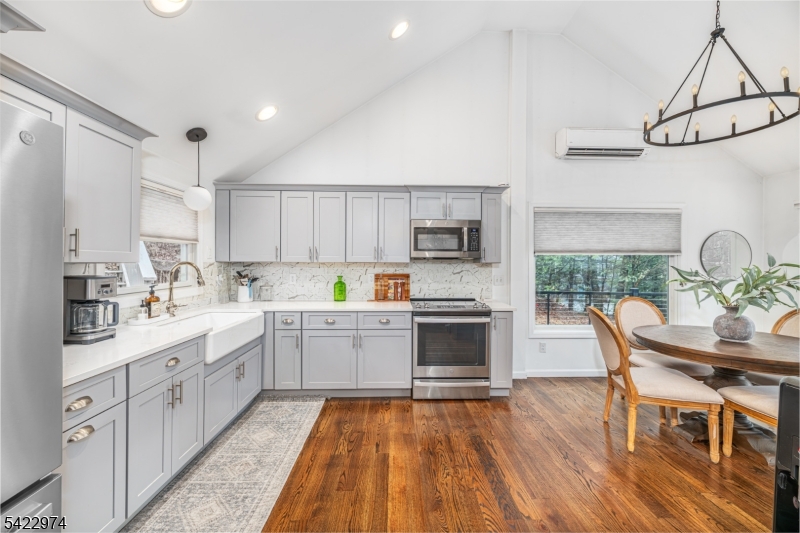 Highland Lakes - Residential