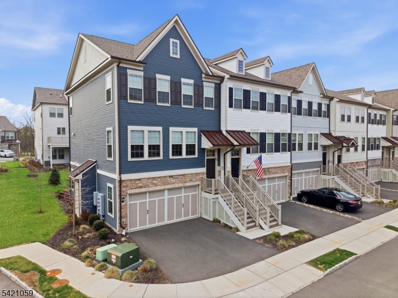Photo 1 of 40 — 12 Marigold Ct, Warren Twp., NJ 07059