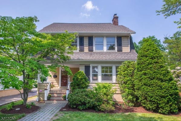 69 GORDONHURST AVE, MONTCLAIR, NJ 07043 - Image fd41bf2a5b0cfd3b3d33b2de2ef36fe4/4079663417