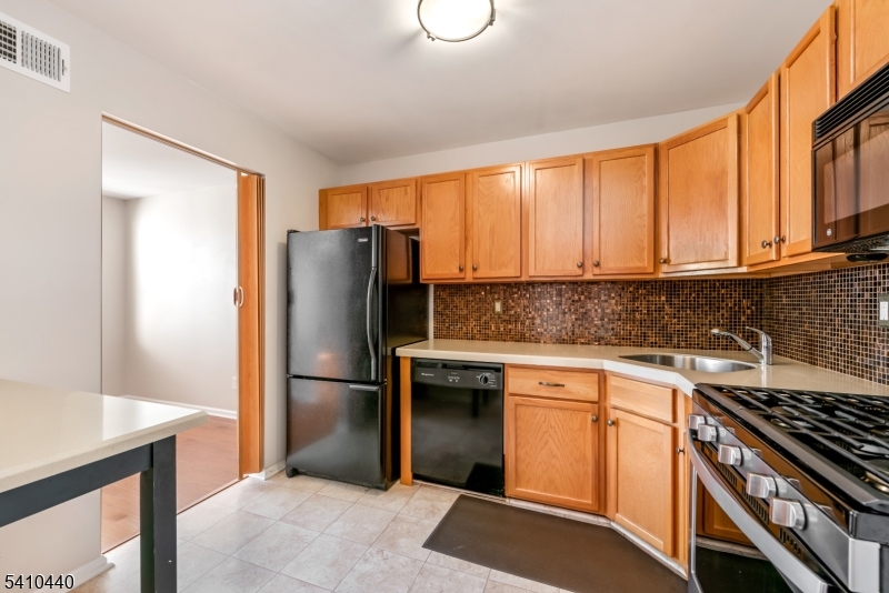 Seasons Glen - Residential Lease