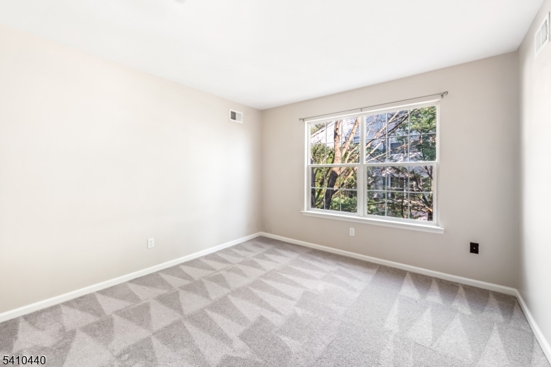 Seasons Glen - Residential Lease