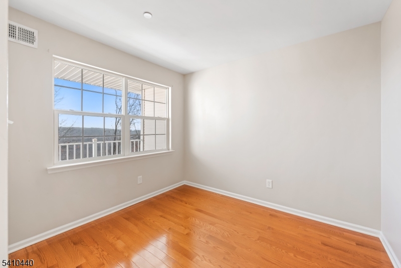 Seasons Glen - Residential Lease