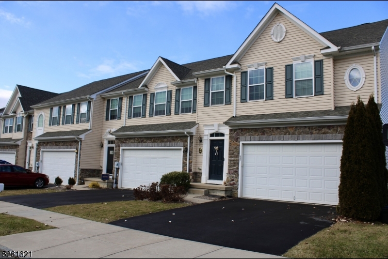 Washington Square - Residential