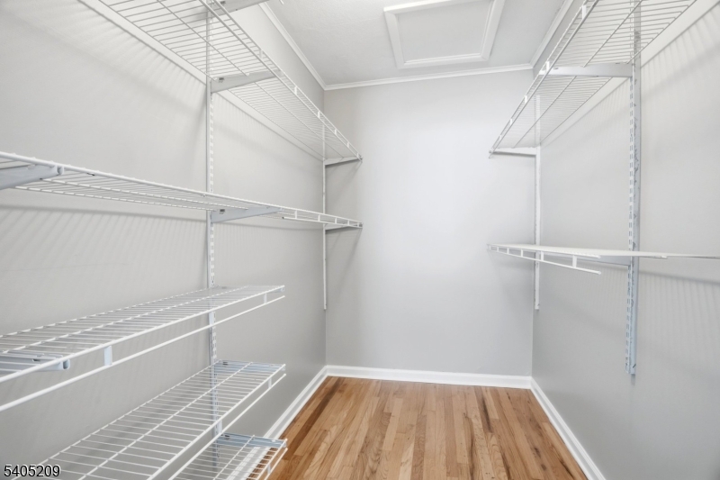 Cedarbrook - Residential