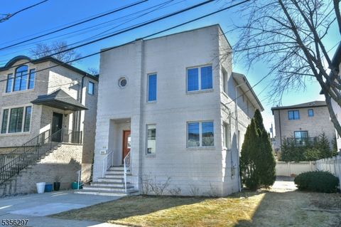 810 Jassamine Way Fort Lee Boro NJ 07024