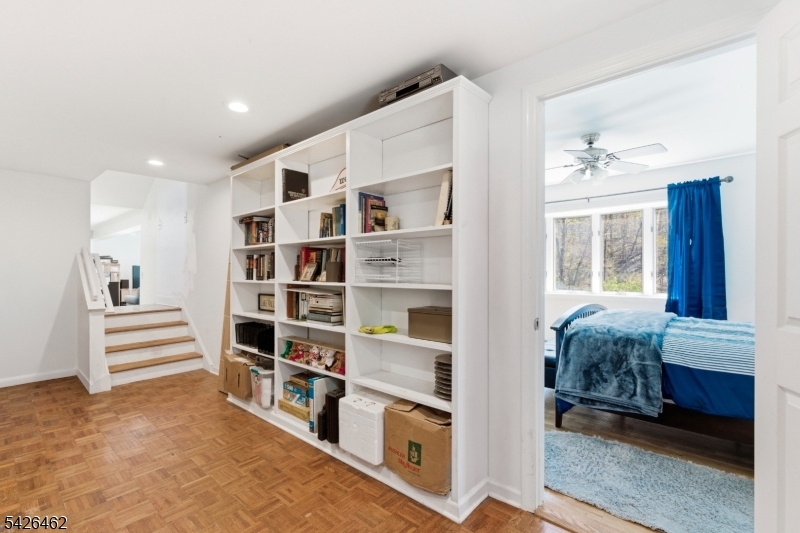 Oak Ridge - Residential