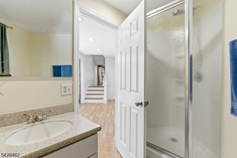 Oak Ridge - Residential