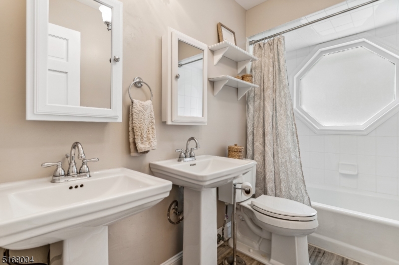 Paramount Estates - Residential