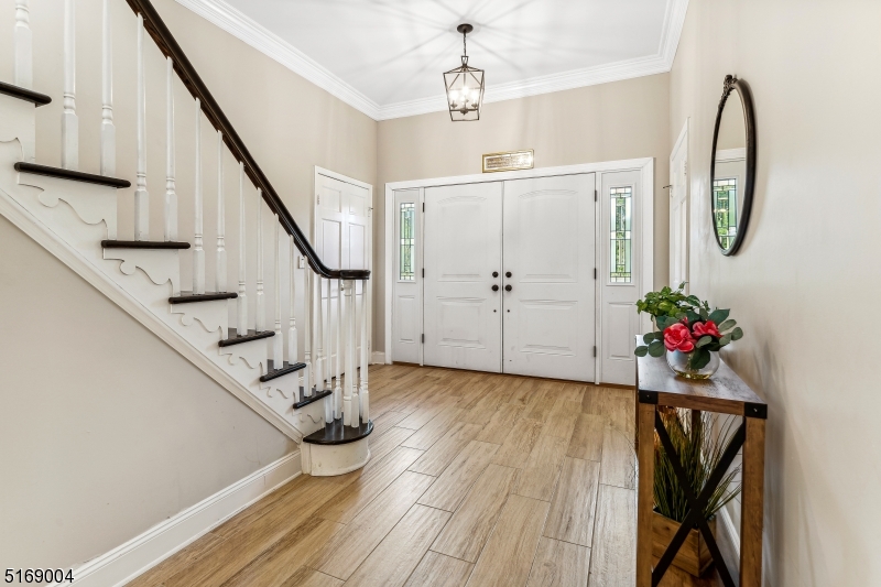 Paramount Estates - Residential