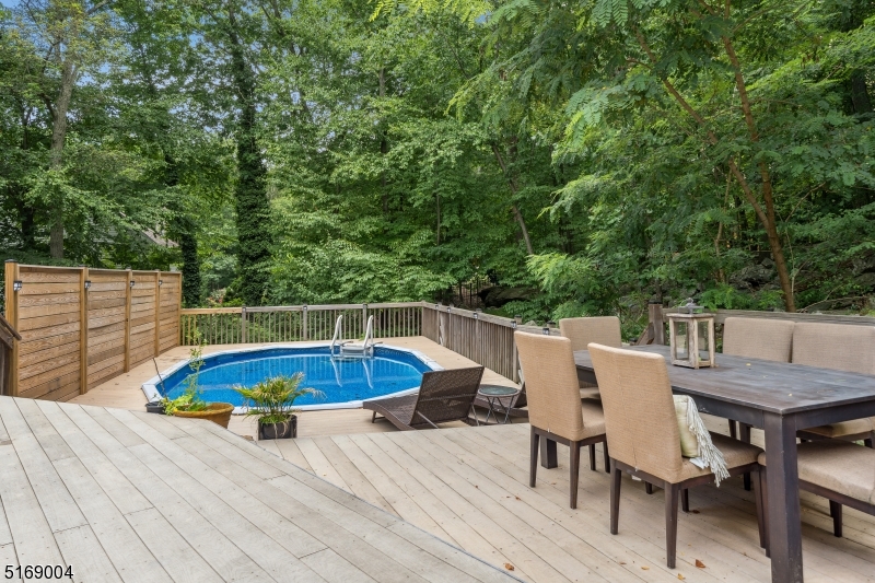 Paramount Estates - Residential