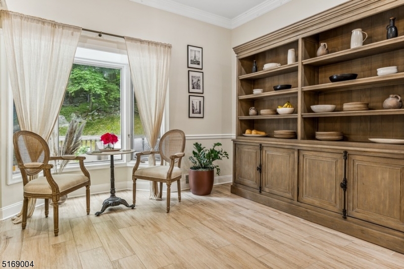 Paramount Estates - Residential