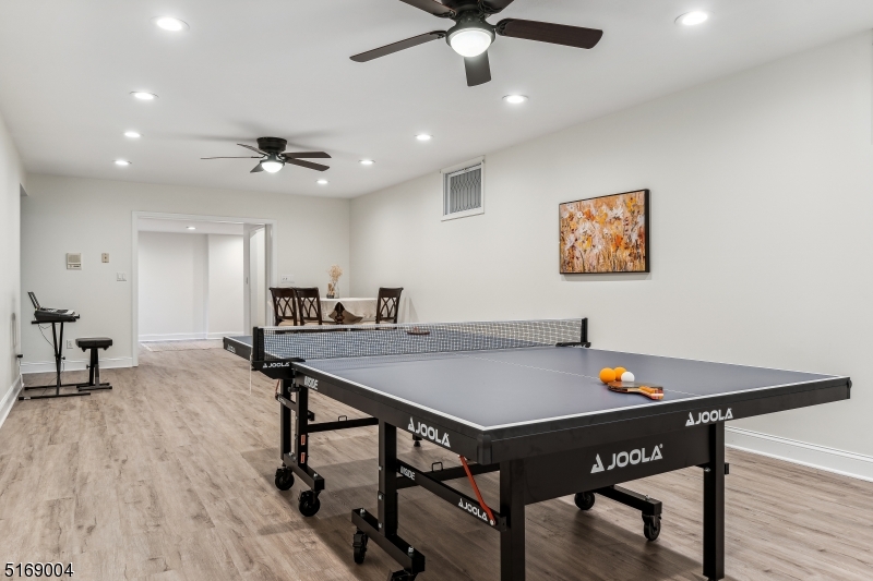 Paramount Estates - Residential