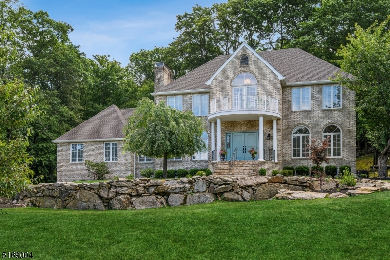 Paramount Estates - Residential