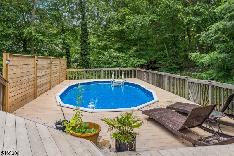 Paramount Estates - Residential