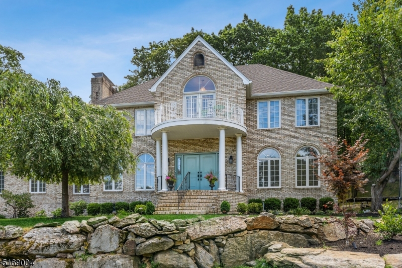 Paramount Estates - Residential