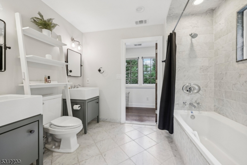 Hill Section - Residential