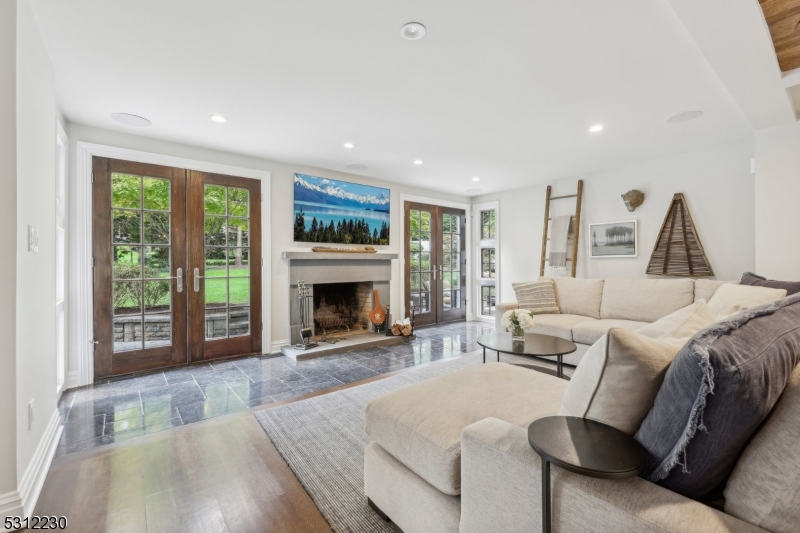 Hill Section - Residential